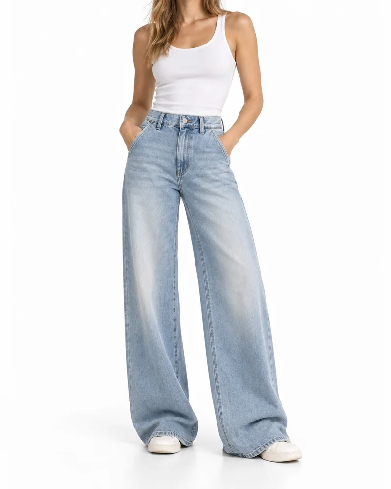 Light wash wide-leg jeans